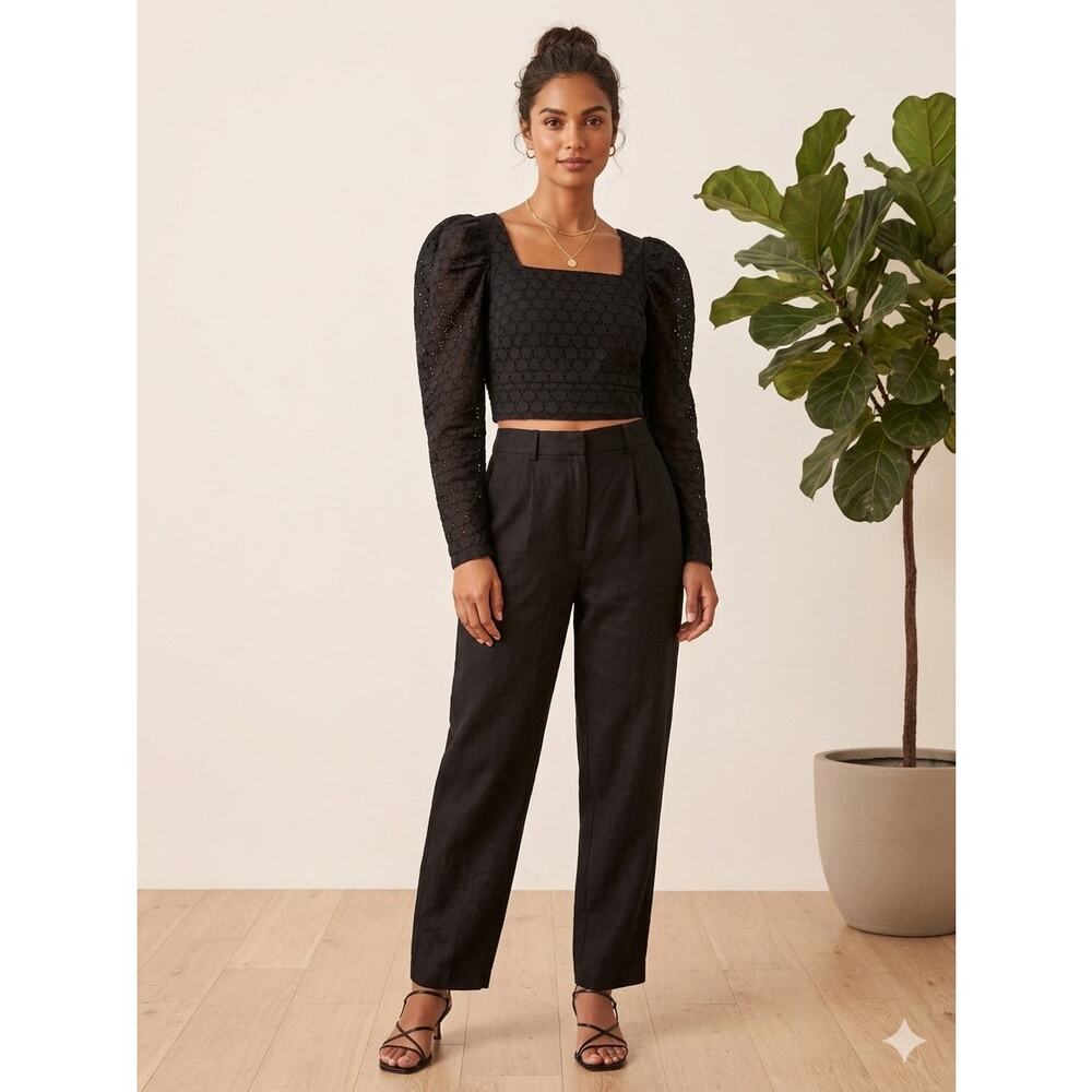 New NWT Olivaceous black eyelet lace long sleeve crop top blouse sz medium